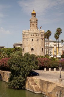 Torre del Oro tower beside the Guadalquivir River