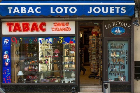Tobacco and gift shop