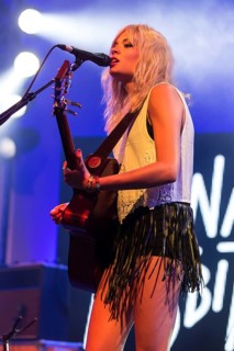 The young Scottish singer-songwriter Nina Nesbitt