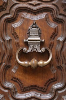 Doorknocker