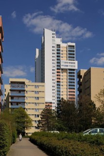 31-story apartment building designed by Walter Gropius