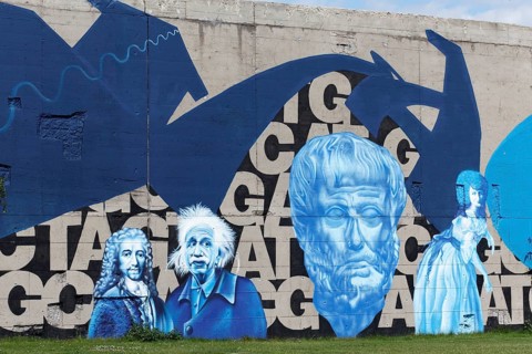 Graffiti with portraits of Mozart