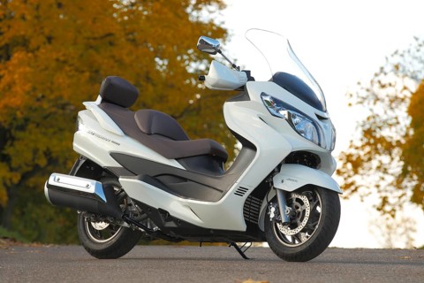 Suzuki Burgman 400 Z motor scooter