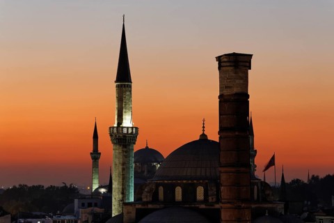 Atik Ali Pasha Mosque and the Column of Constantine or Burnt Column
