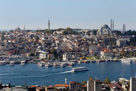 Golden Horn with the Eminonu neighbourhood