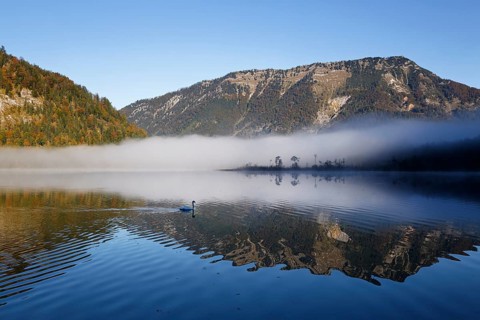 Early morning on lake Offensee