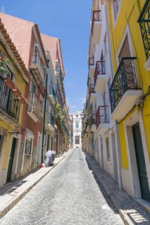 Rua Vale with Convento de Jesus