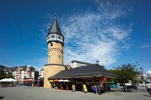 Bockenheimer Warte watchtower in Stadtplatz square