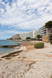 Hotel complexes along the bay of Santa Ponsa