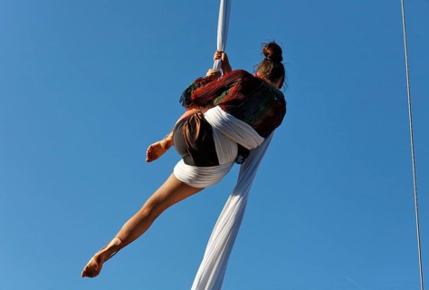 The third Brueckensensationen street theatre festival