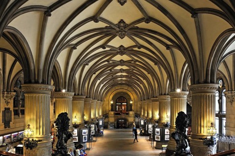 Entrance hall of the Hamburg city hall