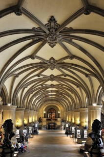 Entrance hall of the Hamburg city hall