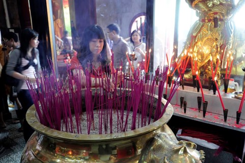 Incense sticks in the Leong San Temple