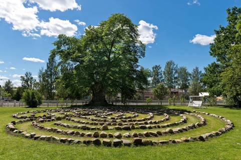 Stone word labyrinth 'Moten' by the artist Magnus Lonn