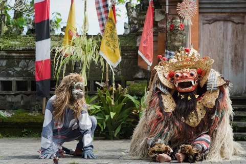 Barong dance performance