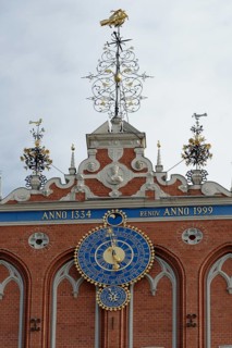 Clock on House of the Blackheads