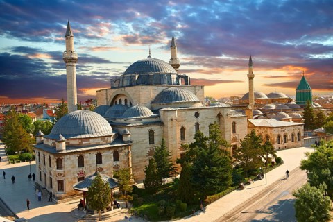 Selimiye Camii mosque next to the Mevlâna museum