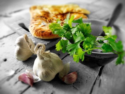 Coriander and garlic