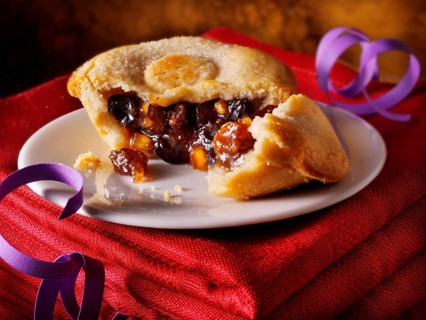 Traditional Christmas mince pies