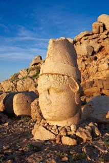 Broken statues around the tomb of Commagene King Antiochus 1 on top of Mount Nemrut