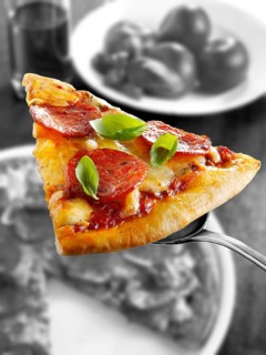 Italian pepperoni pizza slice