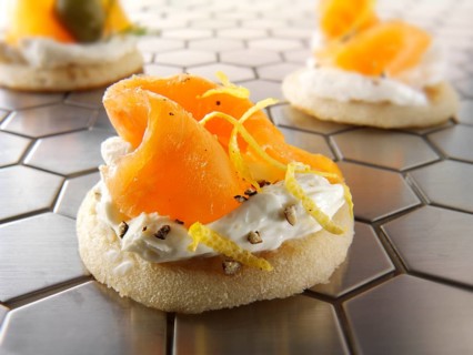 Smoked salmon and cream cheese blinis
