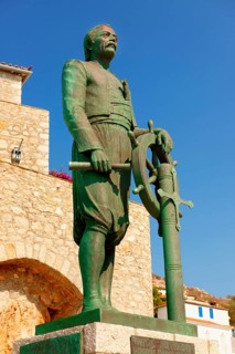 Statue of Admiral Andreas Miaoulis