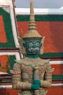 Demonic guardian figure