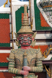 Demonic guardian figure