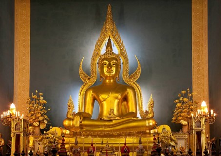 Golden Buddha in the mountain temple of Wat Phrathat Doi Suthep
