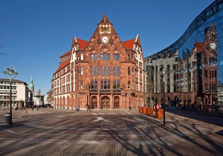 Old town house with the Berswordt-Halle