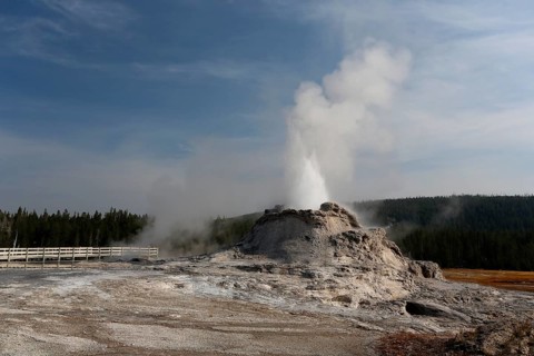 Castle Geyser