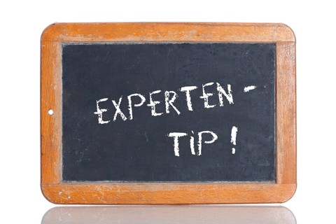 Old school blackboard with the term EXPERTENTIPP