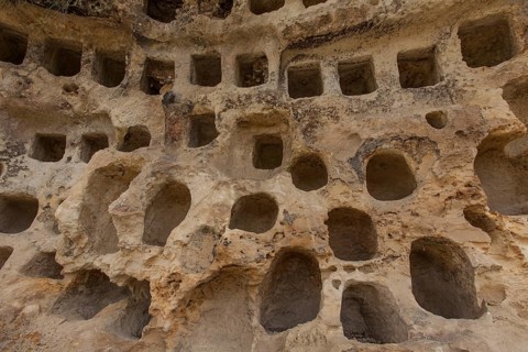Ventanillas de Combayo tombs