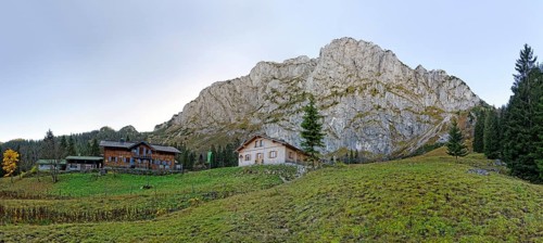 Benediktenwand ridge with Tutzinger hut Benediktbeuern