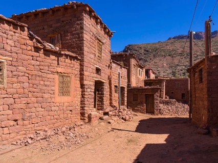 Anammer adobe village