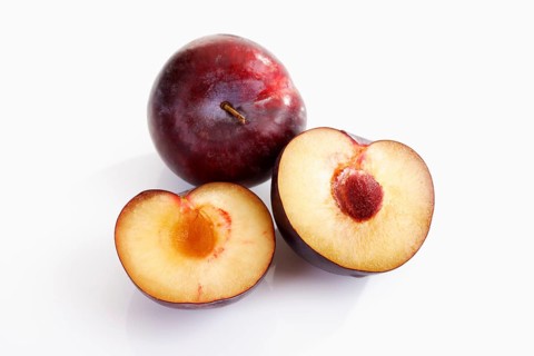 Chinese plums (Prunus salicina)