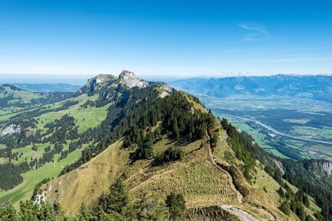 View seen from the geological mountain trail