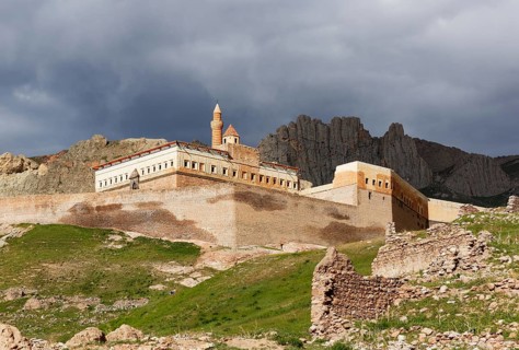 Ishak Pasha Palace