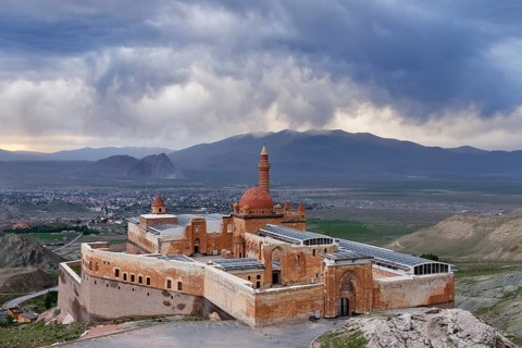 Ishak Pasha Palace