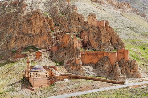 Dome Mosque and city walls