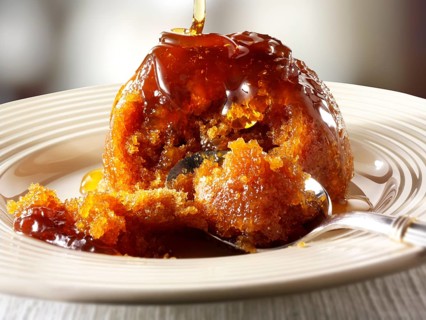 Sticky toffee sponge pudding