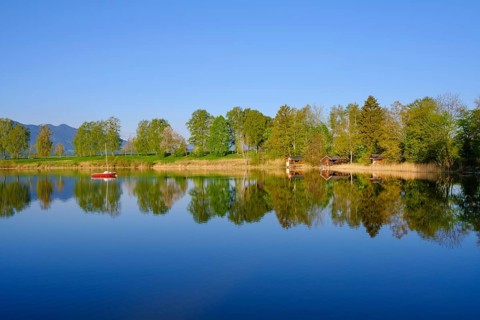 Lake shore of Lake Staffelsee in Uffing am Staffelsee