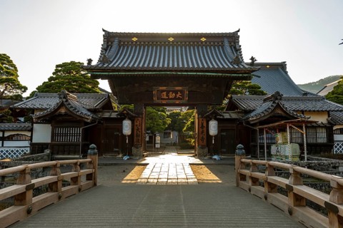 Buddhist Zenko-ji Temple
