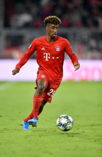 Kingsley Coman FC Bayern Munich acrobatic on the ball