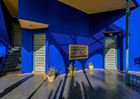 Blue house in the botanical garden Jardin Majorelle
