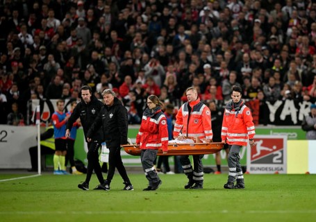 Player Borna Sosa VfB Stuttgart is severely injured with stretcher carried from court