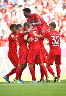 Cheering goal FC Bayern Munich