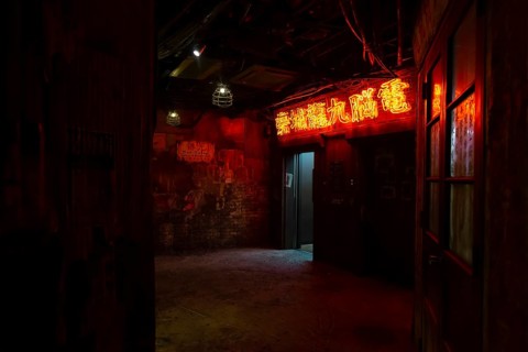 Dark corridor to the arcade