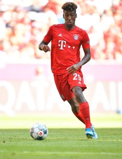 Kingsley Coman FC Bayern Munich on the ball